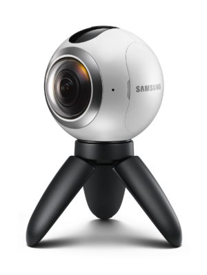 Kamera Samsung Gear 360 natáčí panoramatická videa 360°